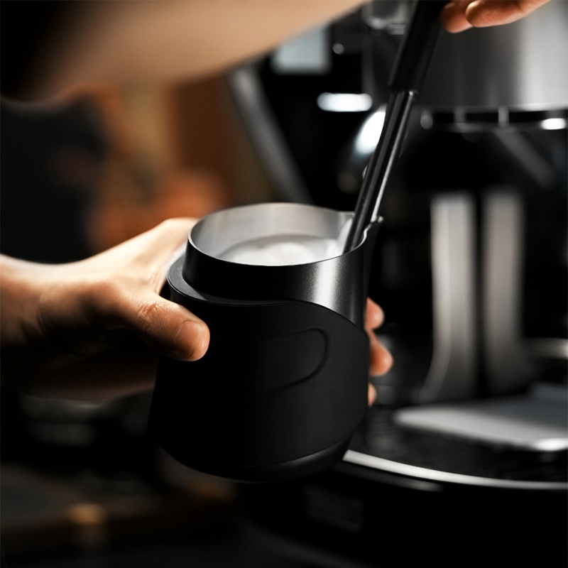 متوفر الآن: إبريق إسبريسو بدون - مراجعة Barista Milk Jug وسعره