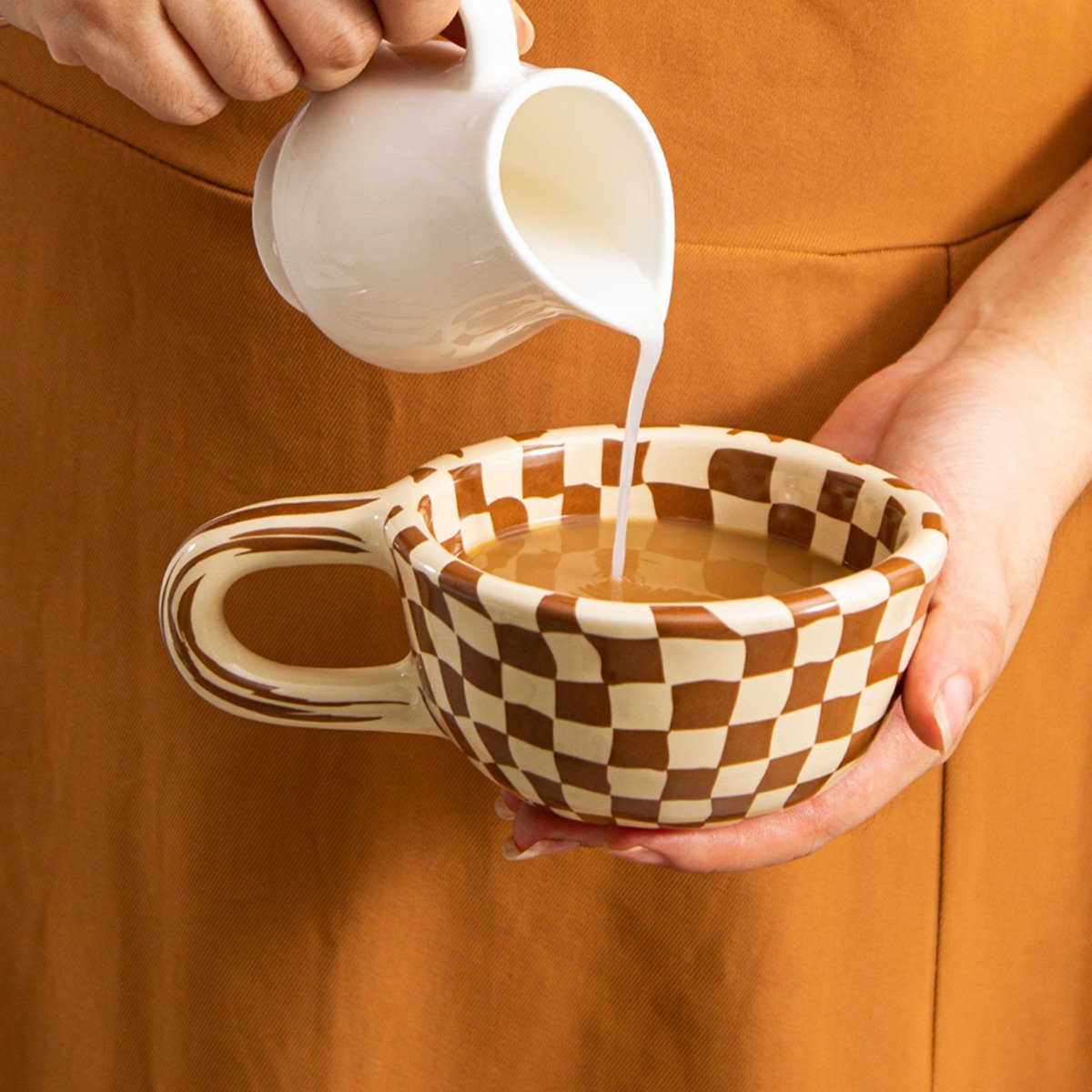 كوب قهوة سيراميك مع مقبض على ش - مراجعة Coffee Tea & Jane وسعره