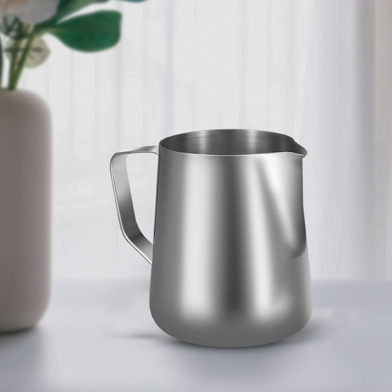 القهوة الحليب مزبد إبريق الفول - مراجعة Barista Milk Jug وسعره