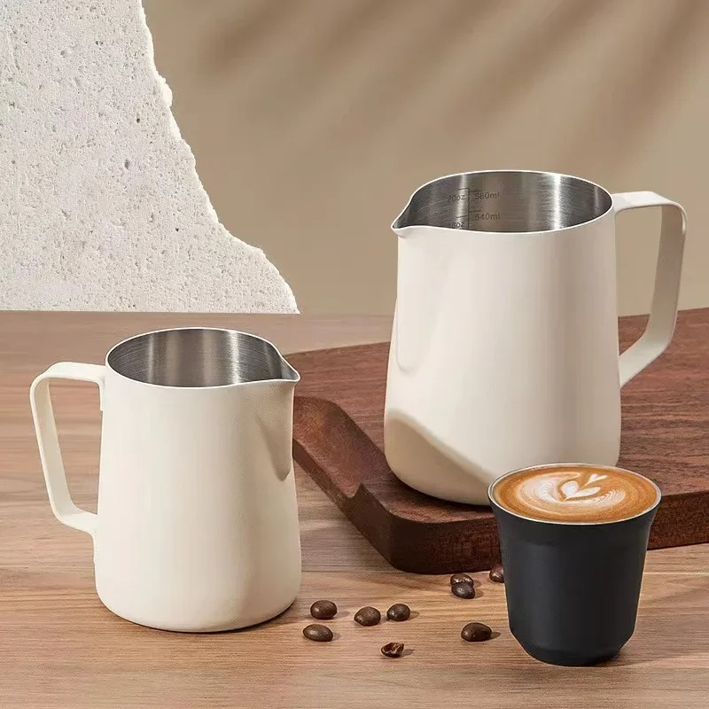 إبريق رغوة القهوة والحليب 350/ - مراجعة Barista Milk Jug وسعره