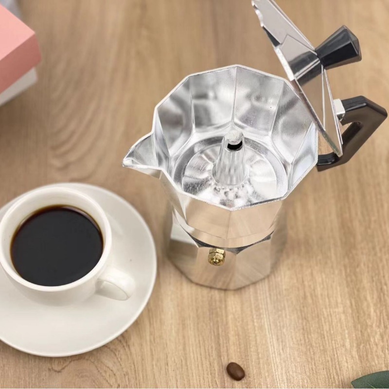 وعاء موكا ماكينة القهوة الإيطا - مراجعة Moka Pot Stove وسعره